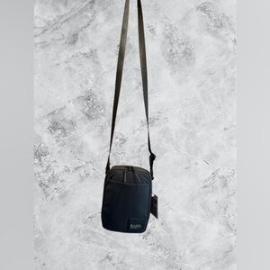 Lululemon Easy Access Crossbody